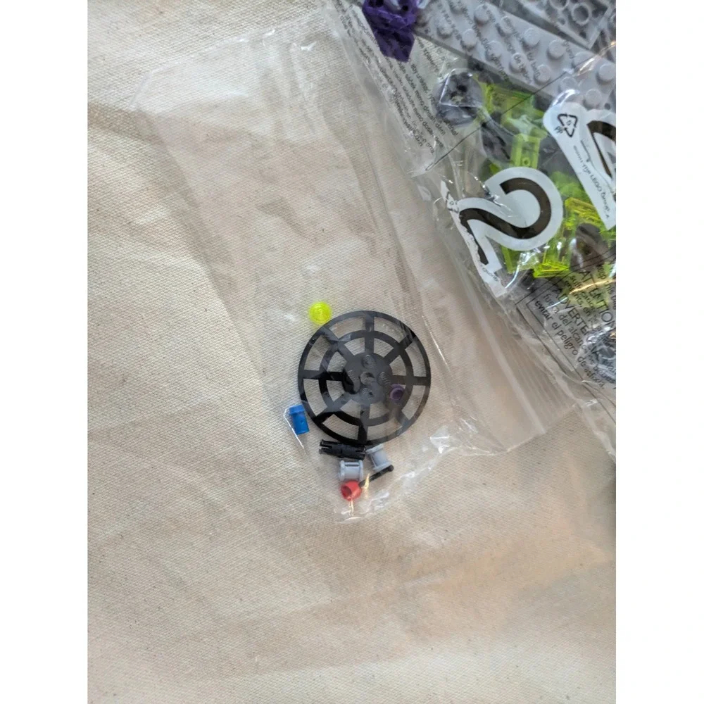 Lego Alien Conquest Alien Mothership 7065 Set New Bags Box 90% Complete - Picture 5 of 7